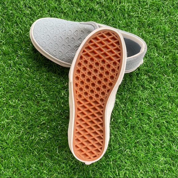 Vans Classic Slip On Hearts - Picture 7 of 7